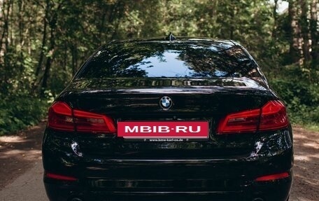 BMW 5 серия, 2019 год, 2 900 000 рублей, 3 фотография