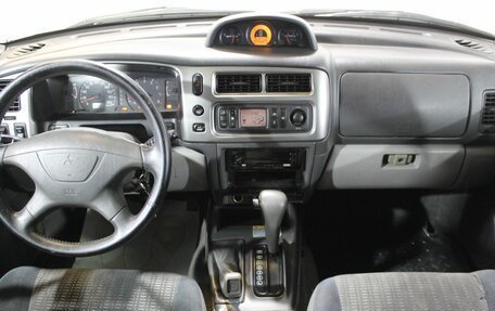 Mitsubishi Pajero Sport II рестайлинг, 2007 год, 849 000 рублей, 13 фотография