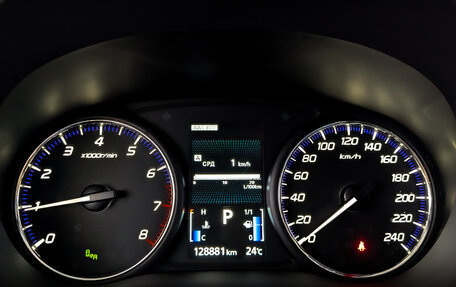 Mitsubishi Outlander III рестайлинг 3, 2020 год, 2 500 000 рублей, 13 фотография