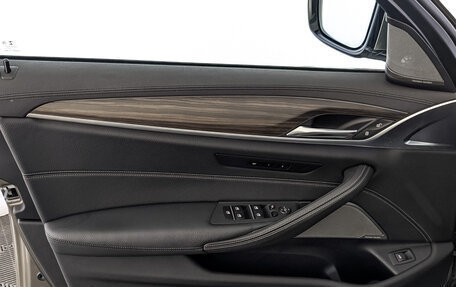 BMW 5 серия, 2019 год, 4 300 000 рублей, 19 фотография