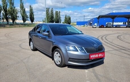 Skoda Octavia, 2017 год, 1 299 000 рублей, 4 фотография