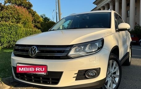 Volkswagen Tiguan I, 2013 год, 1 965 000 рублей, 2 фотография