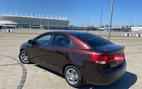 KIA Cerato III, 2010 год, 900 000 рублей, 3 фотография
