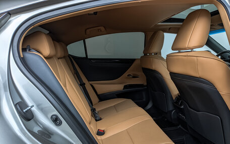 Lexus ES VII, 2021 год, 3 980 000 рублей, 18 фотография