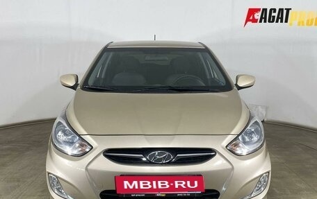Hyundai Solaris II рестайлинг, 2011 год, 788 200 рублей, 2 фотография