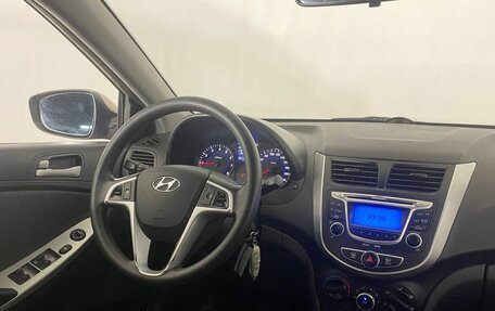 Hyundai Solaris II рестайлинг, 2011 год, 788 200 рублей, 11 фотография
