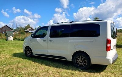Peugeot Traveller I, 2019 год, 2 600 000 рублей, 1 фотография