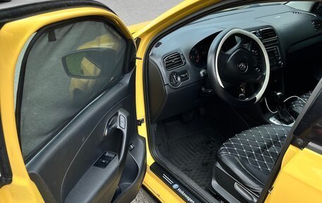 Volkswagen Polo VI (EU Market), 2019 год, 800 000 рублей, 3 фотография