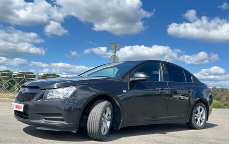 Chevrolet Cruze II, 2011 год, 650 000 рублей, 2 фотография