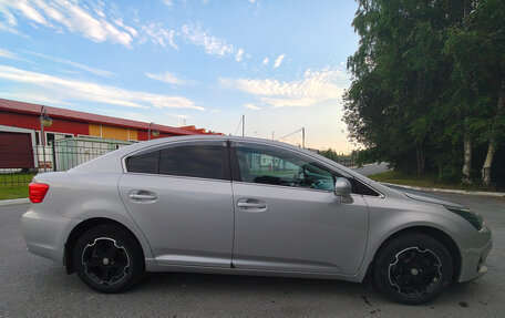 Toyota Avensis III рестайлинг, 2012 год, 1 320 000 рублей, 13 фотография