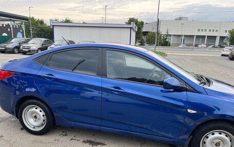 Hyundai Solaris II рестайлинг, 2011 год, 530 000 рублей, 5 фотография