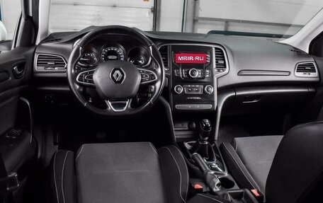 Renault Megane IV, 2017 год, 1 259 000 рублей, 6 фотография