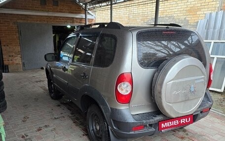 Chevrolet Niva I рестайлинг, 2011 год, 580 000 рублей, 8 фотография