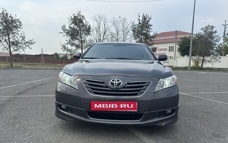 Toyota Camry, 2008 год, 1 000 000 рублей, 1 фотография
