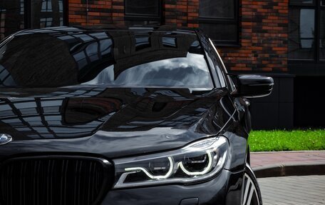 BMW 7 серия, 2018 год, 3 800 000 рублей, 5 фотография