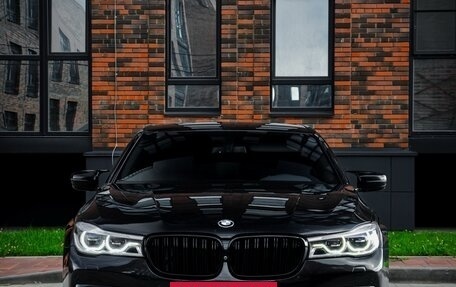 BMW 7 серия, 2018 год, 3 800 000 рублей, 2 фотография