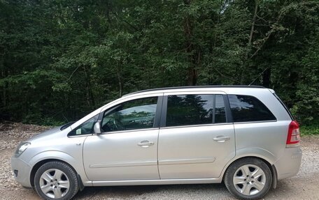 Opel Zafira B, 2010 год, 750 000 рублей, 8 фотография