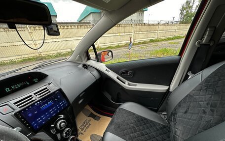 Toyota Yaris III рестайлинг, 2008 год, 520 000 рублей, 9 фотография