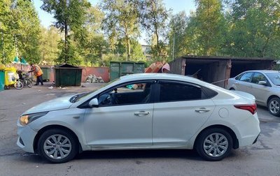 Hyundai Solaris II рестайлинг, 2017 год, 600 000 рублей, 1 фотография