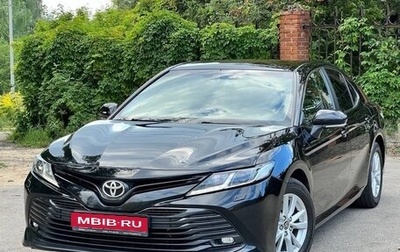 Toyota Camry, 2018 год, 2 095 000 рублей, 1 фотография