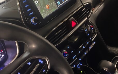 Hyundai Santa Fe IV, 2019 год, 2 950 000 рублей, 11 фотография