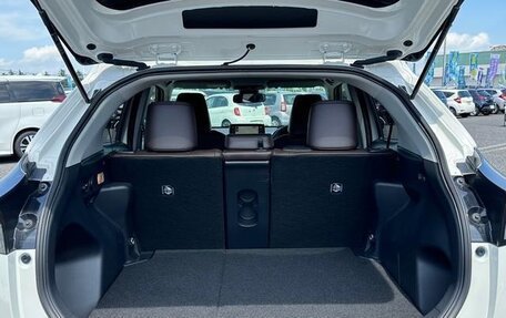 Toyota Yaris Cross, 2021 год, 1 376 000 рублей, 14 фотография