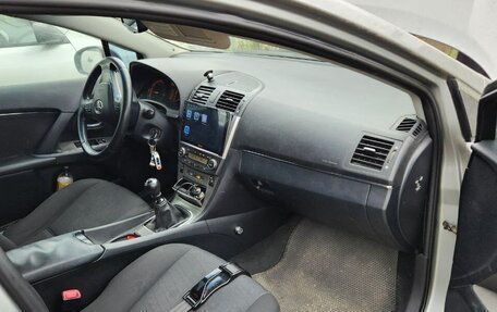 Toyota Avensis III рестайлинг, 2009 год, 900 000 рублей, 7 фотография