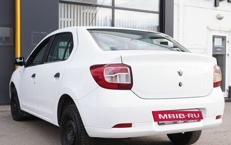 Renault Logan II, 2018 год, 620 000 рублей, 7 фотография