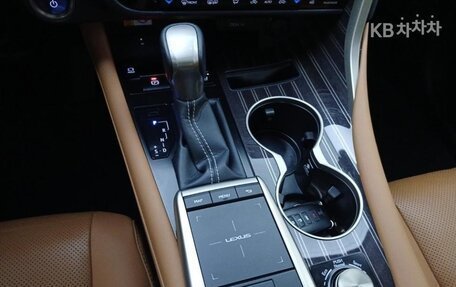 Lexus RX IV рестайлинг, 2022 год, 7 443 923 рублей, 14 фотография