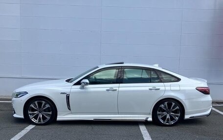 Toyota Crown, 2021 год, 2 348 000 рублей, 2 фотография