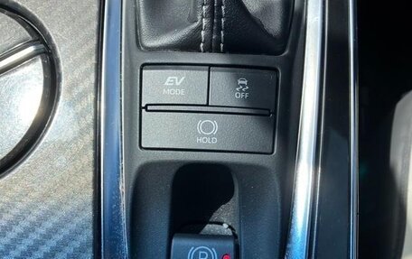 Toyota Crown, 2021 год, 2 348 000 рублей, 21 фотография