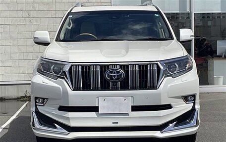Toyota Land Cruiser Prado 150 рестайлинг 2, 2022 год, 3 256 000 рублей, 15 фотография