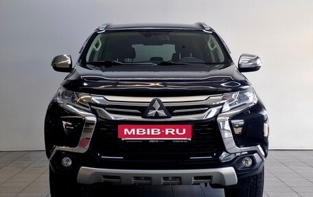 Mitsubishi Pajero Sport III рестайлинг, 2019 год, 3 400 000 рублей, 3 фотография