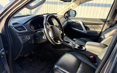Mitsubishi Pajero Sport III рестайлинг, 2019 год, 2 999 999 рублей, 6 фотография