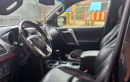 Toyota Land Cruiser Prado 150 рестайлинг 2, 2016 год, 4 250 000 рублей, 9 фотография