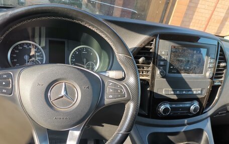Mercedes-Benz Vito, 2021 год, 5 200 000 рублей, 10 фотография