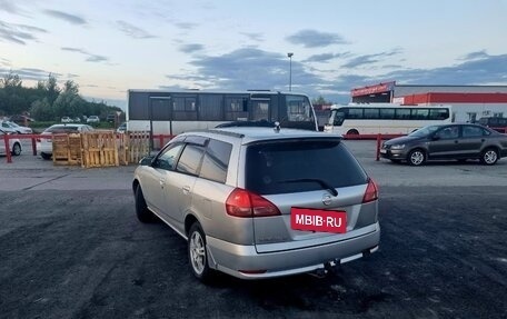 Nissan Wingroad III, 2001 год, 390 000 рублей, 3 фотография