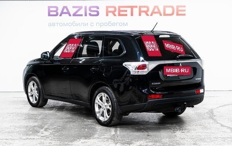 Mitsubishi Outlander III рестайлинг 3, 2013 год, 1 350 000 рублей, 7 фотография