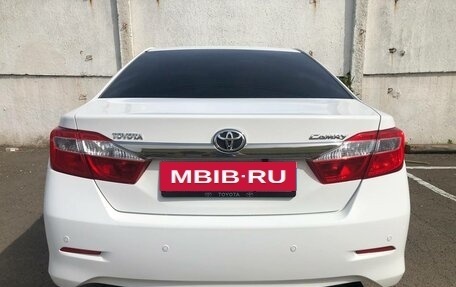 Toyota Camry, 2012 год, 1 800 000 рублей, 5 фотография