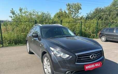 Infiniti QX70, 2014 год, 1 890 000 рублей, 2 фотография