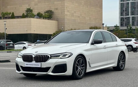 BMW 5 серия, 2022 год, 3 800 777 рублей, 2 фотография