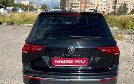 Volkswagen Tiguan II, 2021 год, 2 700 000 рублей, 5 фотография