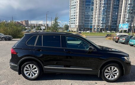 Volkswagen Tiguan II, 2021 год, 2 700 000 рублей, 15 фотография