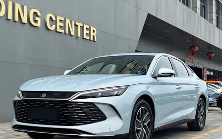 BYD Qin, 2024 год, 1 250 000 рублей, 1 фотография