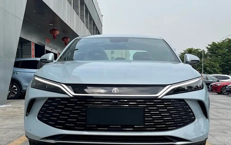 BYD Qin, 2024 год, 1 250 000 рублей, 6 фотография
