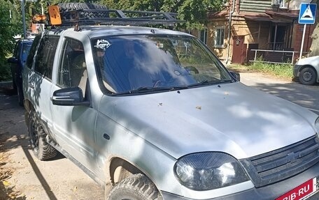 Chevrolet Niva I рестайлинг, 2006 год, 950 000 рублей, 3 фотография