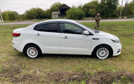 KIA Rio III рестайлинг, 2017 год, 750 000 рублей, 4 фотография
