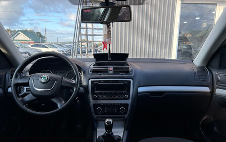 Skoda Octavia, 2012 год, 850 000 рублей, 2 фотография