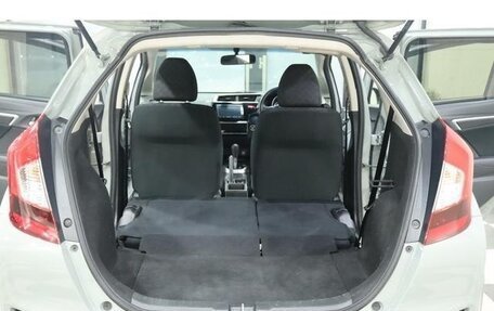 Honda Fit III, 2017 год, 870 001 рублей, 12 фотография