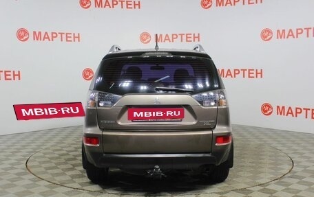 Mitsubishi Outlander III рестайлинг 3, 2010 год, 949 000 рублей, 6 фотография